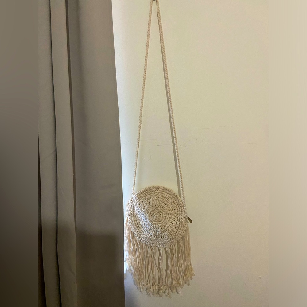 Woven shoulder bag. Brand new